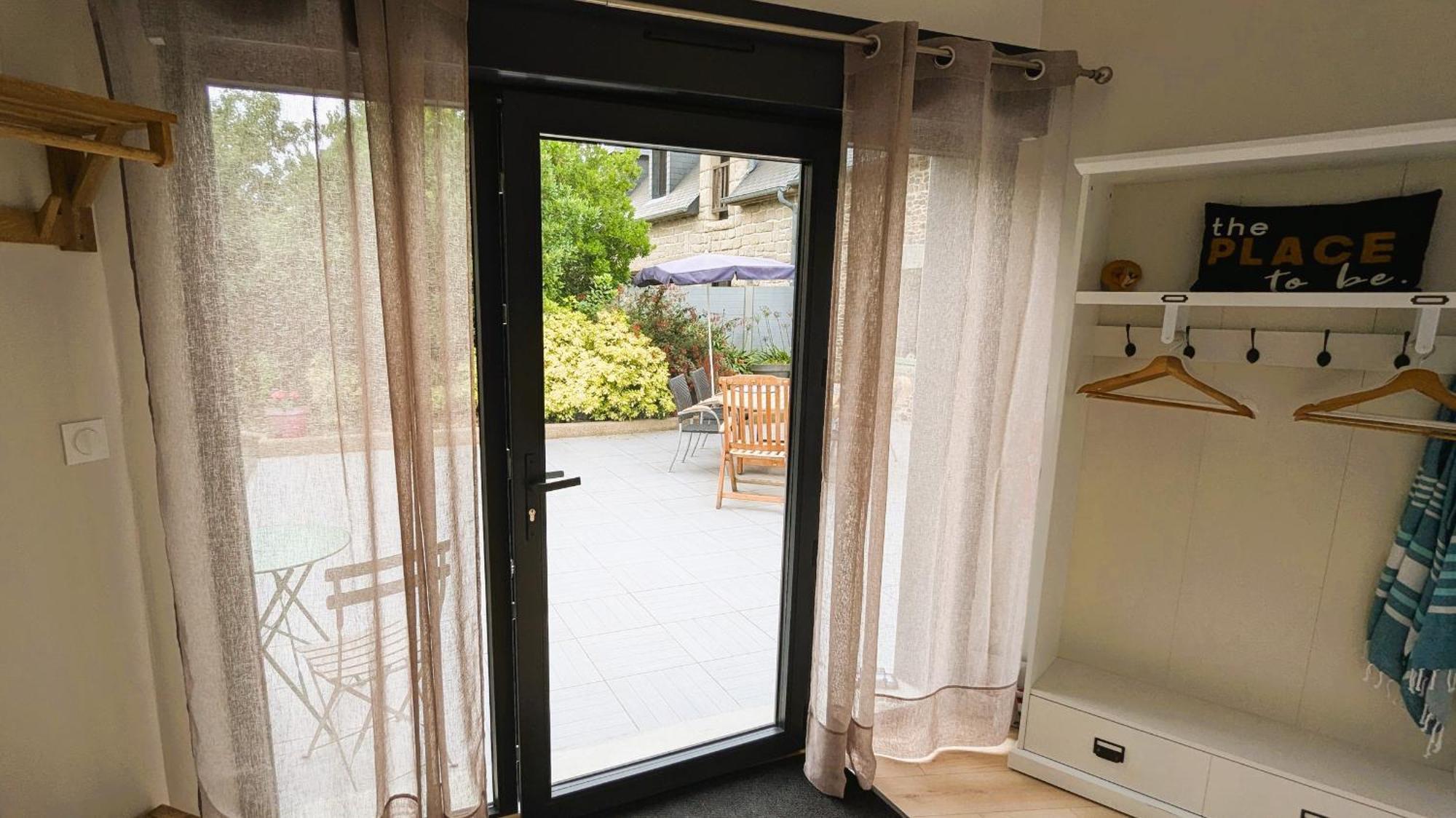 La Guesthouse - A Deux Pas Du Sentier Des Douaniers Pordic Номер фото